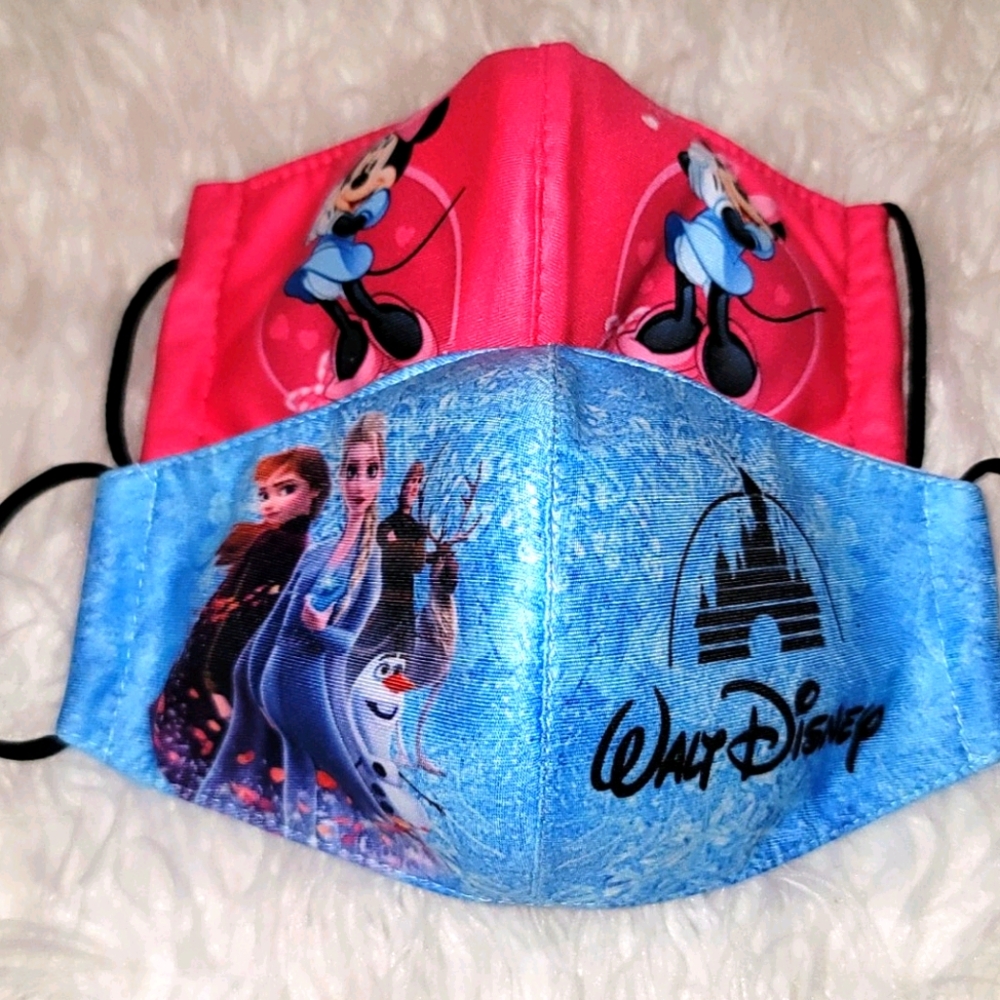 Set of 2 children masks with cartoon/movie characters
